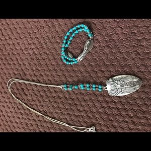 Necklace and bracelet set